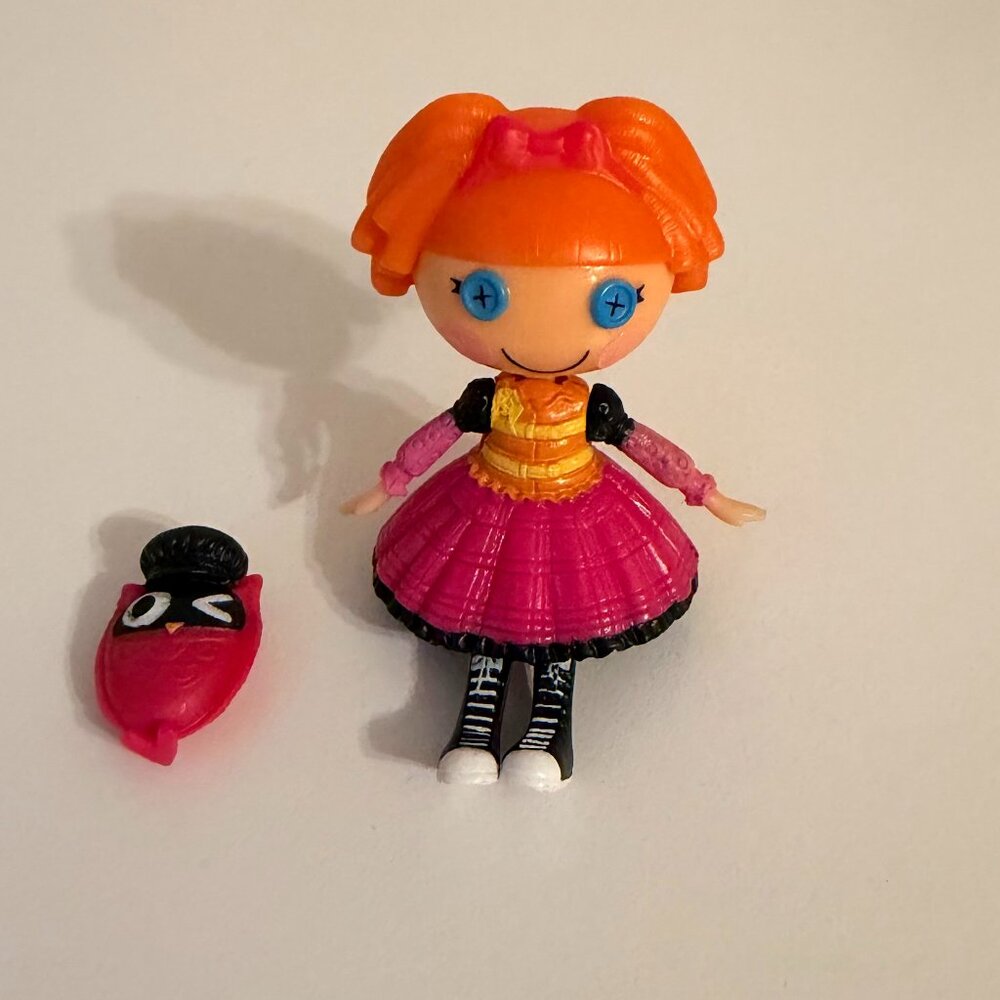 Mini Lalaloopsy Bea Spells-a-Lot Doll and Owl Pet